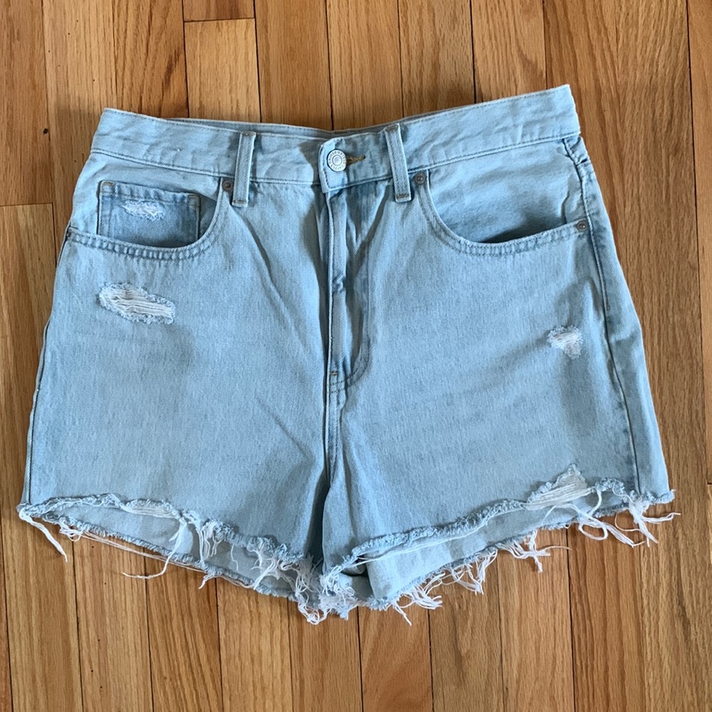 Uniqlo Shorts Size 28